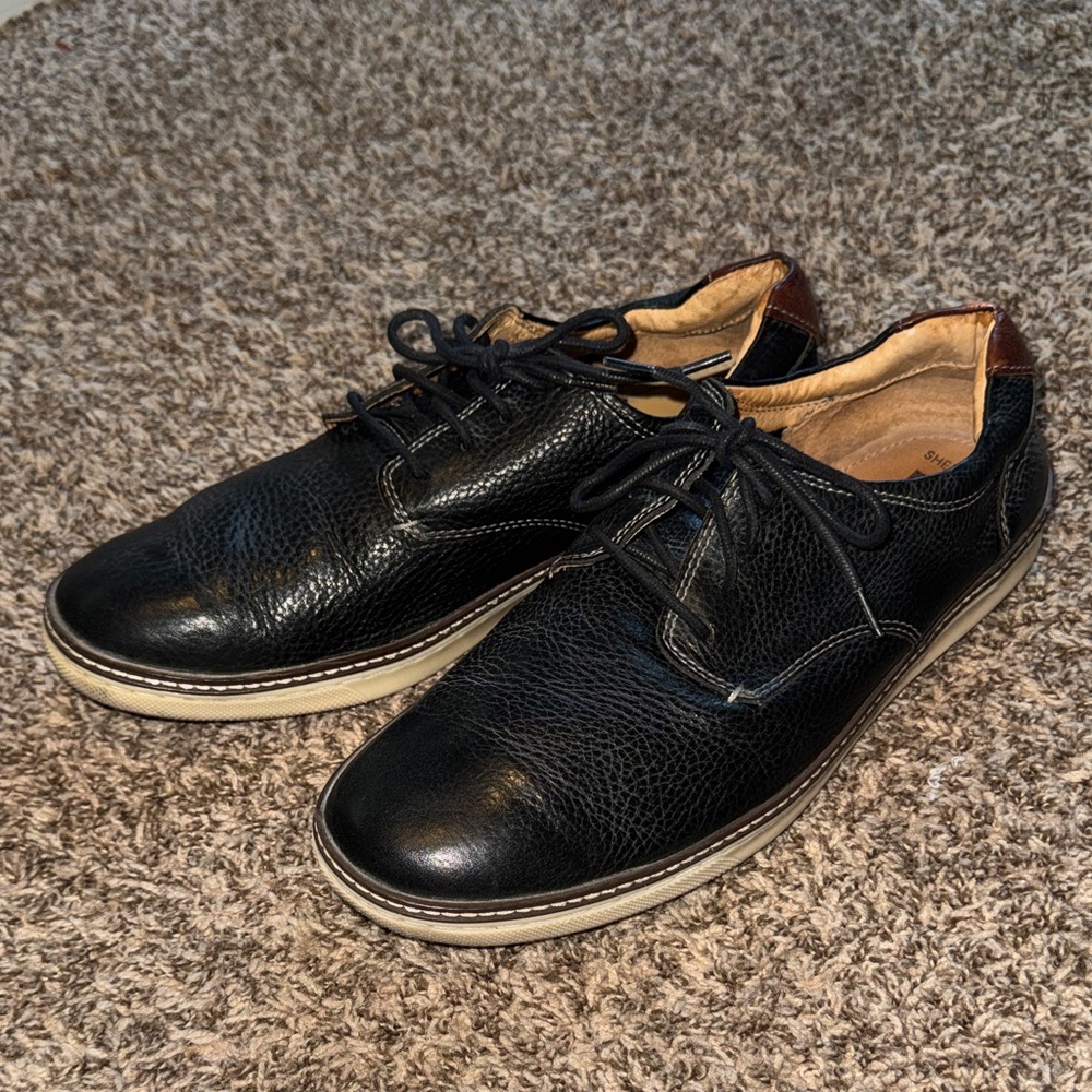 J&M BLACK PEBBLED LEATHER SHOES MEN’S SIZE 10.5 M